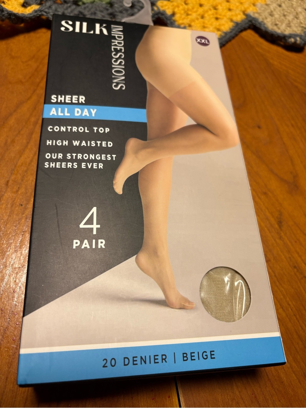 New impressions Sheer All Day Control Top High-Waisted Beige Tights 4 Pair pack